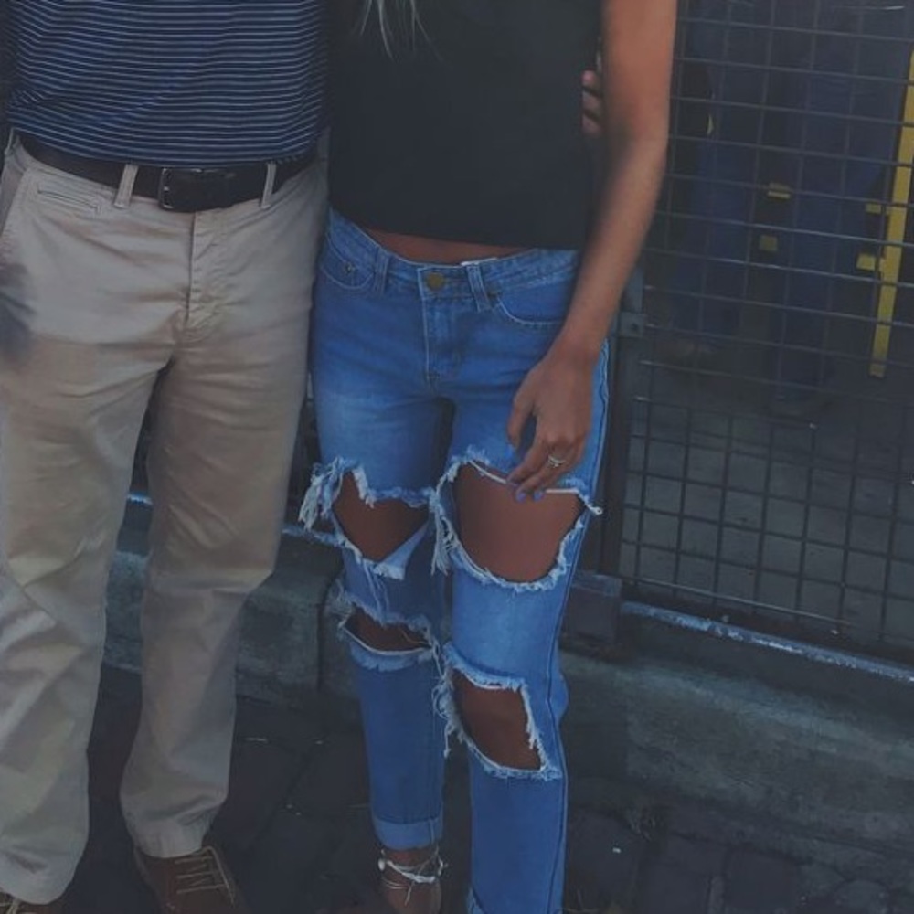 Boohoo distressed mom jeans